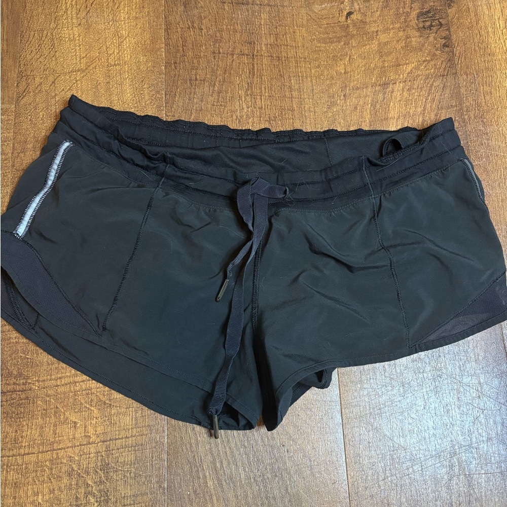 lululemon hotty hot shorts